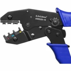 TECTAKE Pince à Sertir + 700 Cosses De Câble - Pince A Sertir, Sertissage, Pince A Sertir Plomberie - Bleu 6 TECTAKE Pince à Sertir + 700 Cosses De Câble - Pince A Sertir, Sertissage, Pince A Sertir Plomberie - Bleu -Outil de l'électricien Soldes 2022 18474122 3