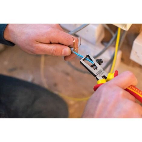 Pince à Dénuder - 170 Mm - Isolée 1000V - Tête Chromée Et Inoxydable - STANLEY, 0-84-010 3 Pince à Dénuder - 170 Mm - Isolée 1000V - Tête Chromée Et Inoxydable - STANLEY, 0-84-010 – Image 3