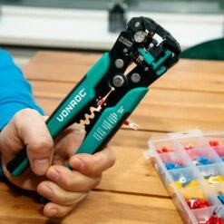 VONROC Pince à Sertir Automatique Professionnelle - Pince à Raccourcir Et à Isoler - Lot De 270 Accessoires De Cosses à Sertir Inclus -Outil de l'électricien Soldes 2022 27975262 4