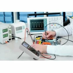 Multimètre VOLTCRAFT VC830 Numérique CAT III 1000 V, CAT IV 600 V Affichage (nombre De Points): 6000 7 Multimètre VOLTCRAFT VC830 Numérique CAT III 1000 V, CAT IV 600 V Affichage (nombre De Points): 6000 -Outil de l'électricien Soldes 2022 4417570 4