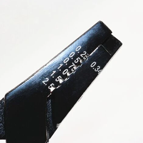 Pince à Sertir Outil De Sertissage Pour Cosses Manchons Et Embouts Pince à Sertir Les Cosses Européennes Nues Macaron 3 Pince à Sertir Outil De Sertissage Pour Cosses Manchons Et Embouts Pince à Sertir Les Cosses Européennes Nues Macaron – Image 3