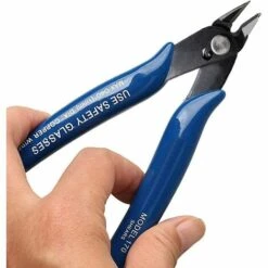 READCLY Pinces Coupantes De Côté, Yuanzi Cisaille Latérale Outil De Coupe, Pouce/Pince à Dénuder Acier Pour Câble Électrique, Bijoux Réparation, Travaux Pratiques, Bricolage (2 Pack, Bleu) 7 READCLY Pinces Coupantes De Côté, Yuanzi Cisaille Latérale Outil De Coupe, Pouce/Pince à Dénuder Acier Pour Câble Électrique, Bijoux Réparation, Travaux Pratiques, Bricolage (2 Pack, Bleu) -Outil de l'électricien Soldes 2022 57554893 4