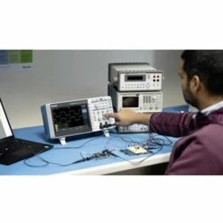 Oscilloscope Numérique Tektronix TBS2204B 200 MHz 2 Géch/s 8 Bits 6 Oscilloscope Numérique Tektronix TBS2204B 200 MHz 2 Géch/s 8 Bits -Outil de l'électricien Soldes 2022 60688917 3