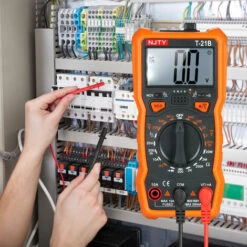 LIFCAUSAL NJTY Mini Multimètre Numérique 1999 Comptes Multi-Fonctionnel Sans Contact Multimètre Voltmètre Ampèremètre Ohmmètre Mesure Tension AC/DC Courant DC Résistance Diode Test De Continuité HFE NCV Testeur Avec Rétroéclairage LCD Adsorption Magnétique Et Lampe 7 LIFCAUSAL NJTY Mini Multimètre Numérique 1999 Comptes Multi-Fonctionnel Sans Contact Multimètre Voltmètre Ampèremètre Ohmmètre Mesure Tension AC/DC Courant DC Résistance Diode Test De Continuité HFE NCV Testeur Avec Rétroéclairage LCD Adsorption Magnétique Et Lampe -Outil de l'électricien Soldes 2022 65755763 3
