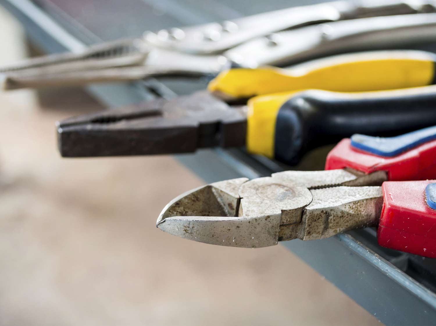 Outil de l'électricien Soldes 2022 2 Outil de l'électricien Soldes 2022 -Outil de l'électricien Soldes 2022 bien choisir ses pinces tenailles jpg5c209f4a41b38500019a5617